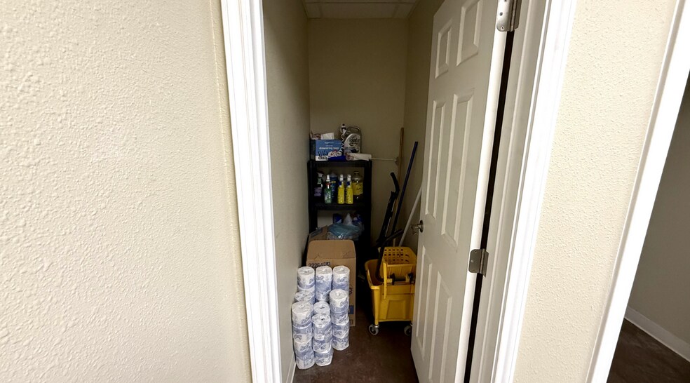 More Photos Of 8260 W Interstate 20, Odessa Warehouse For Lease