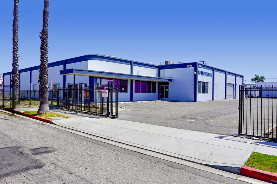 Primary Photo Of 13902 West St, Garden Grove Warehouse For Sale