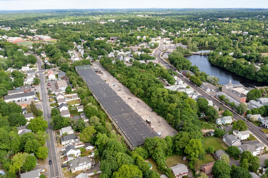 More Photos Of 105 Commerce Way, Dedham Warehouse For Lease