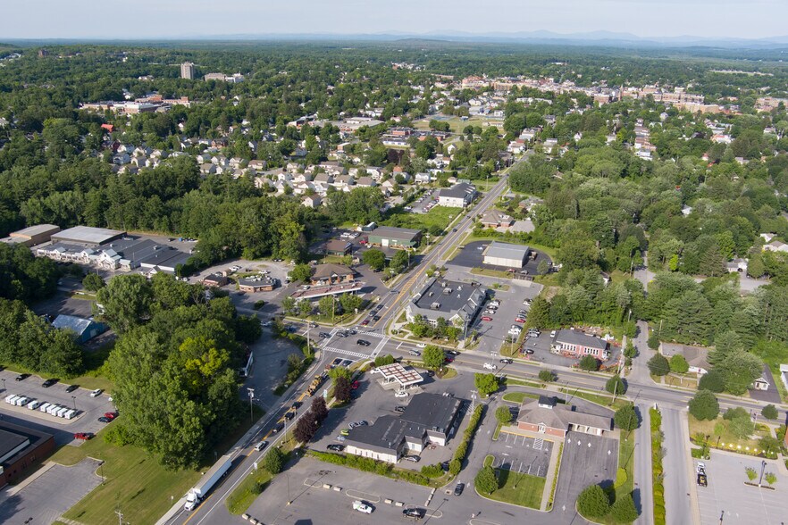 More Photos Of 67 West Ave, Saratoga Springs Freestanding For Sale