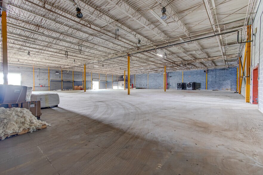 More Photos Of 1664 Sharon Rd, Washington Warehouse For Sale