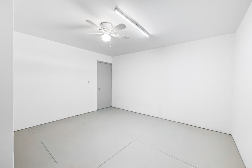 More Photos Of 11300-11320 W Pico Blvd, Los Angeles Storefront For Lease