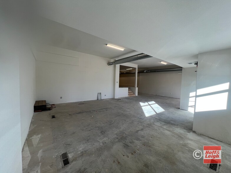 More Photos Of 4609 E Colfax Ave, Denver Restaurant For Lease