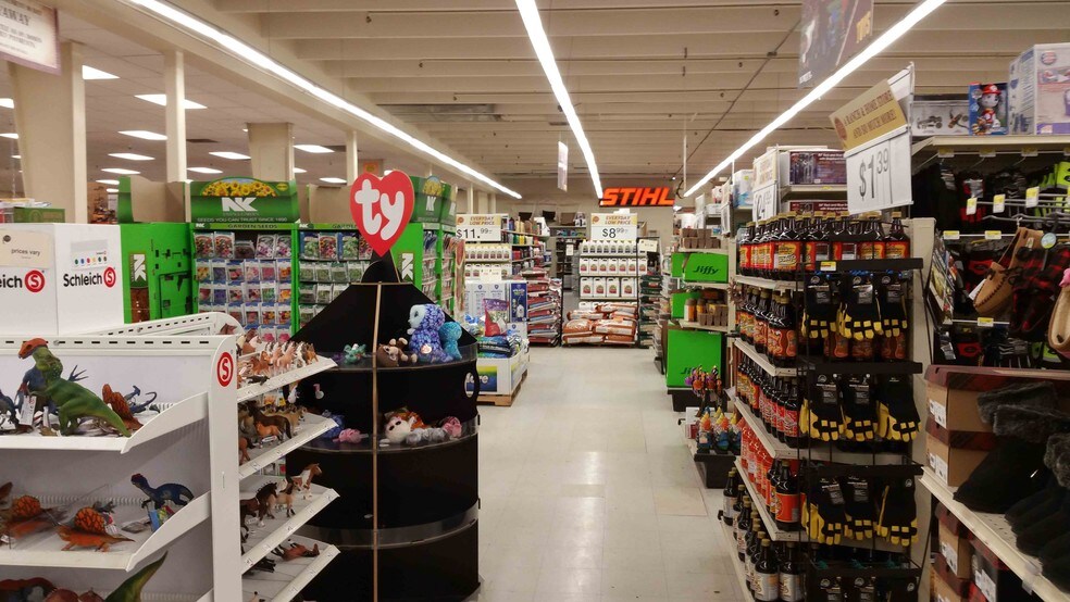 More Photos Of 665 E Anderson, Idaho Falls Light Distribution For Lease