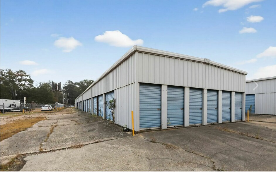 More Photos Of 3705 N West St, Jackson Self Storage For Sale