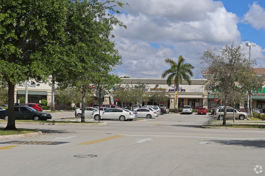 More Photos Of 15700-15732 SW 72nd St, Miami Storefront For Lease