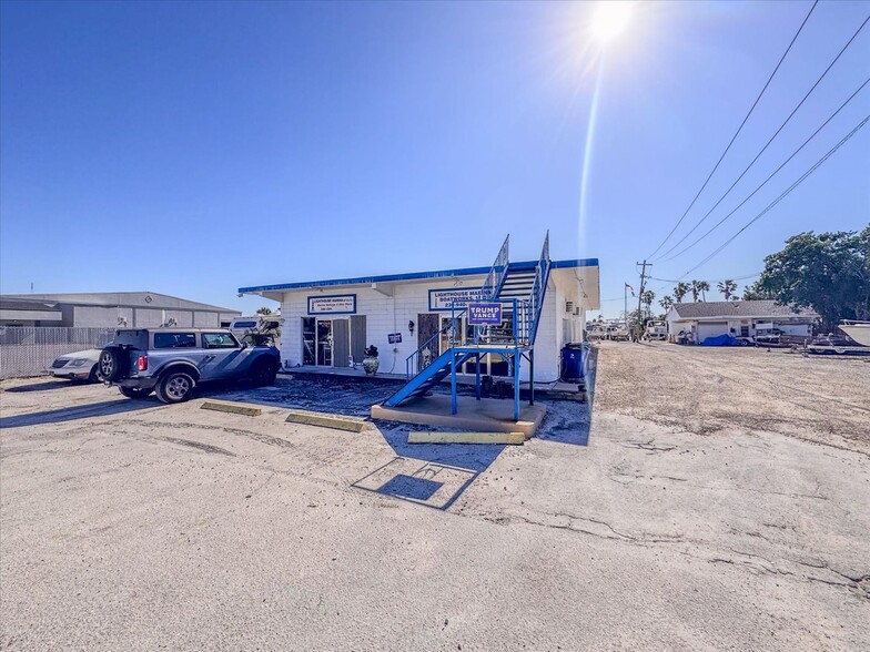 Primary Photo Of 17671-17681 San Carlos Blvd, Fort Myers Marina For Sale