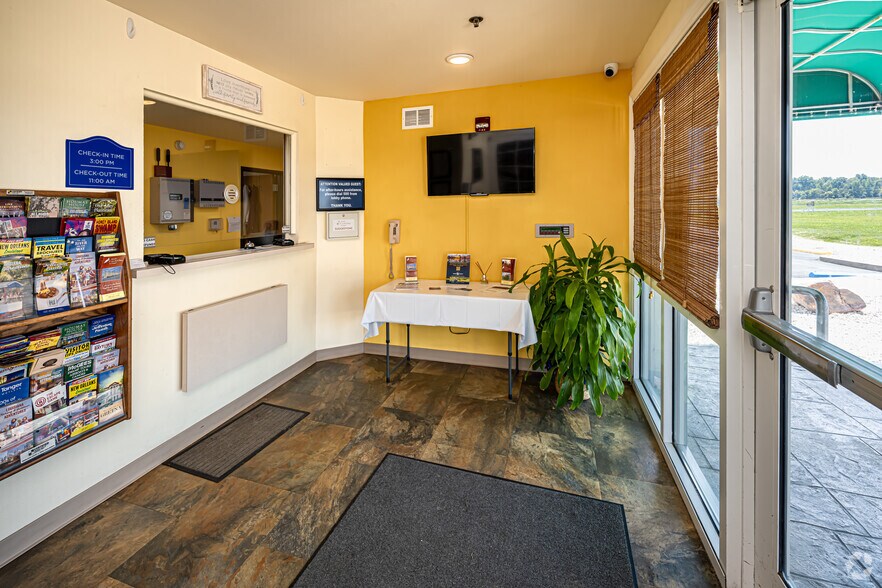 More Photos Of 111 Cajun Way, Amelia Hospitality For Sale