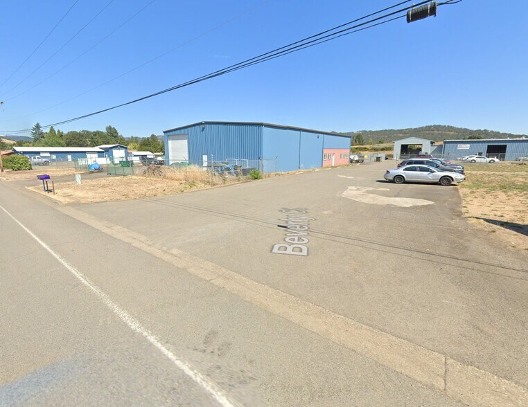 More Photos Of 1690 Austin Rd, Roseburg Industrial For Sale