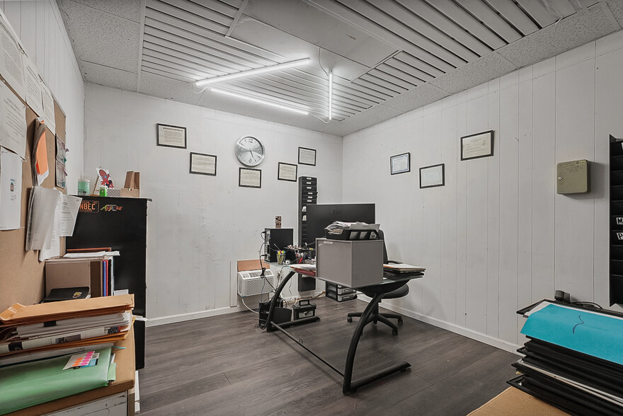 More Photos Of 1030 N Union St, Stockton Warehouse For Sale