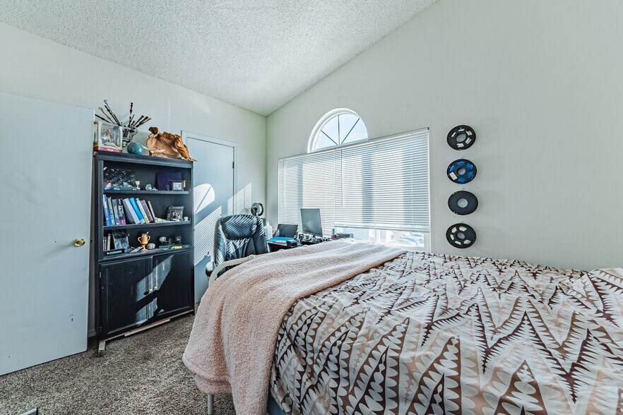 More Photos Of 6970 Peyote Way, Colorado Springs Apartments For Sale