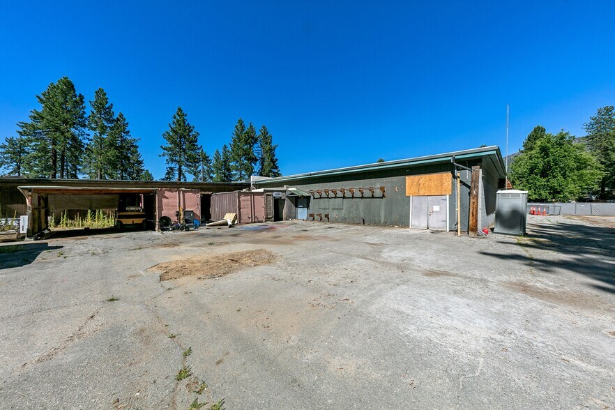 More Photos Of 1050 Fremont Ave, South Lake Tahoe Freestanding For Sale