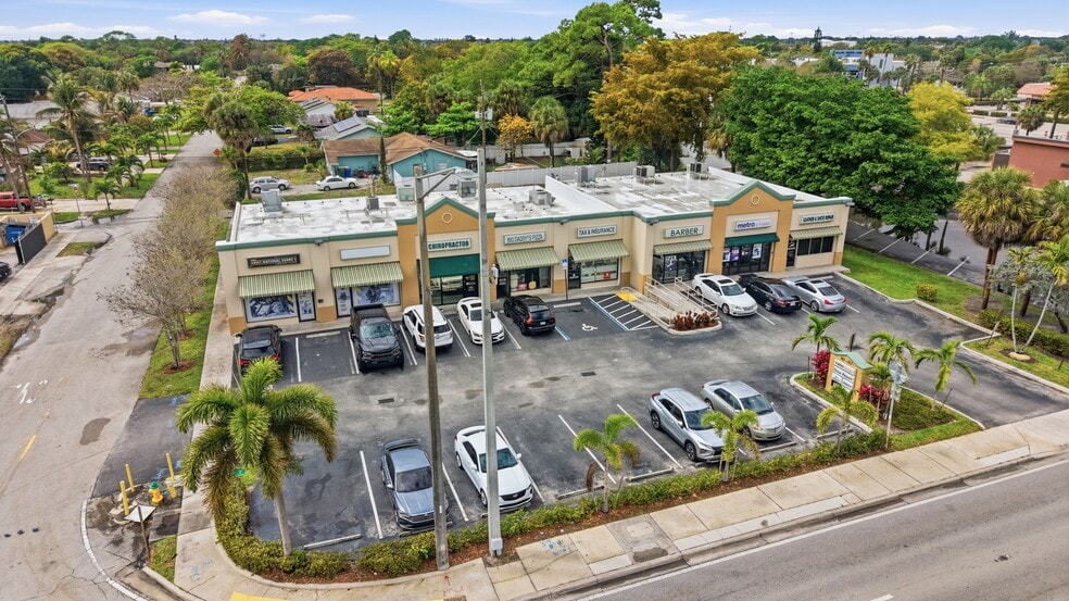 More Photos Of 401-417 N State Road 7, Margate General Retail For Sale