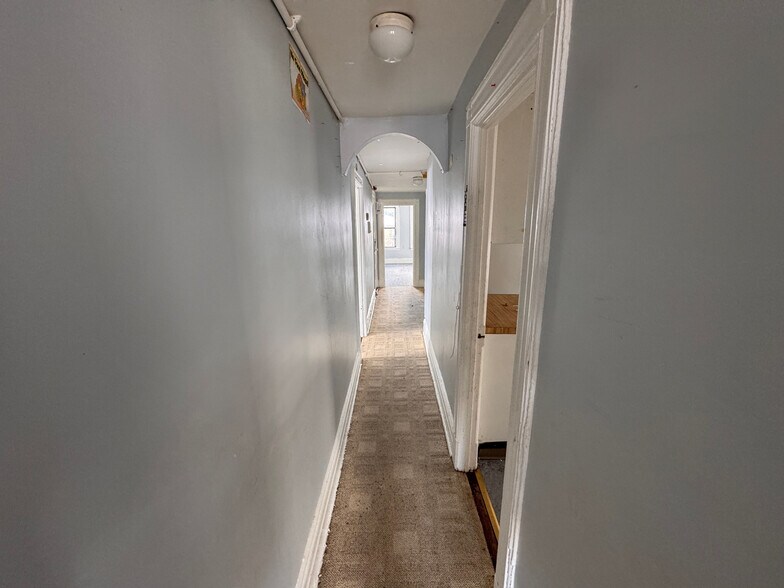 More Photos Of 1718 E 17th St, Brooklyn Office Residential For Lease