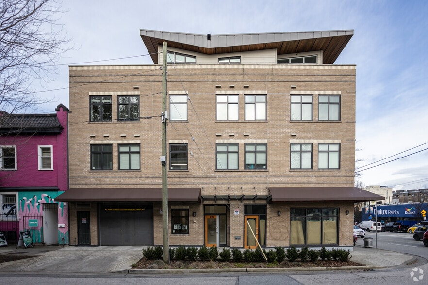 More Photos Of 2681-2685 Main St, Vancouver Apartments For Lease
