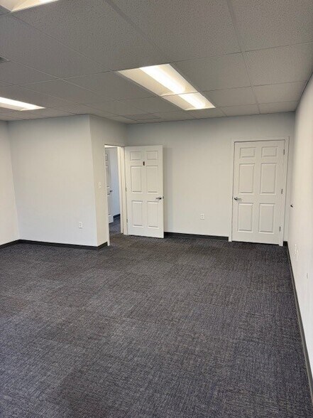 More Photos Of 229-231 N Main St, Smyrna Office For Lease