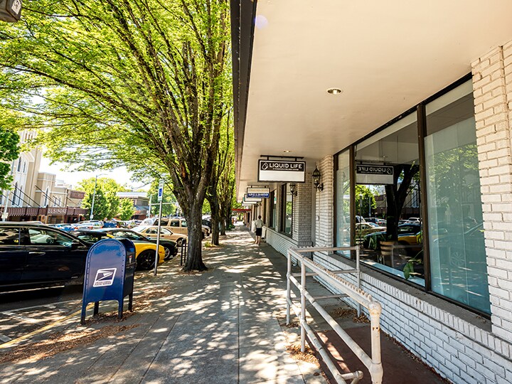 More Photos Of 494 State St, Salem Office For Sale