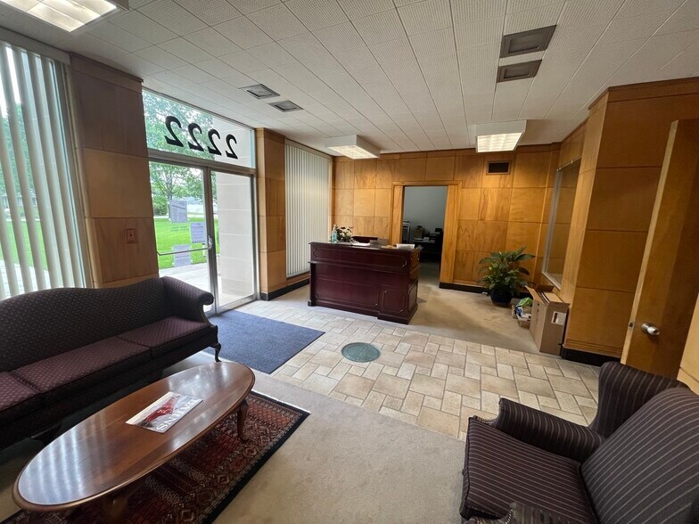 More Photos Of 2222 8th St, Bedford Office Residential For Sale