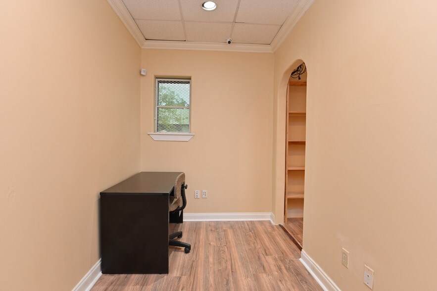 More Photos Of 2715 Fannin St, Houston Medical For Sale