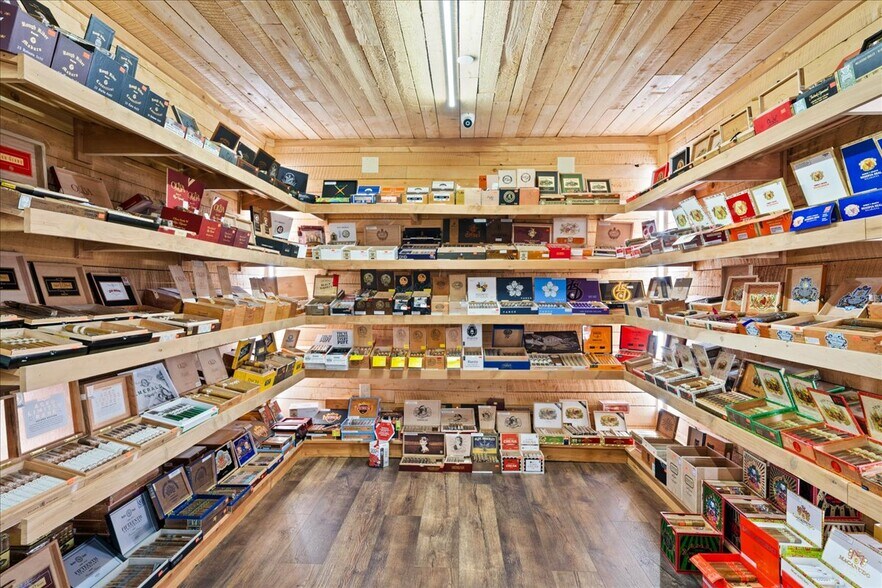 More Photos Of 600-622 New Jersey Ave, Wildwood General Retail For Sale