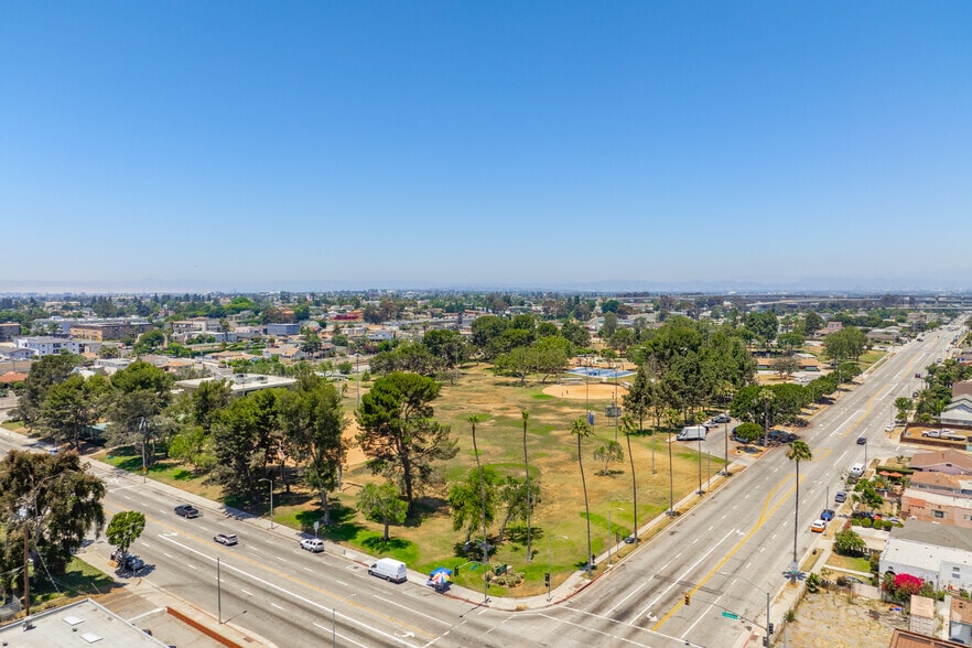 More Photos Of 311 W Imperial Hwy, Los Angeles Land For Sale