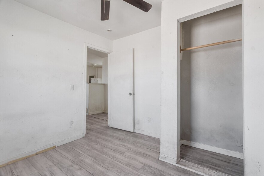 More Photos Of 313 W Jones Ave, Phoenix Apartments For Sale