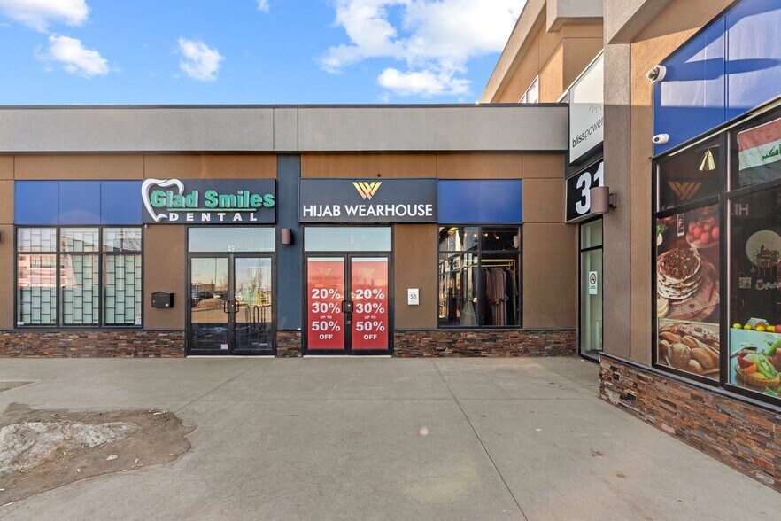 Primary Photo Of 3131 27th St NE, Calgary Storefront For Sale