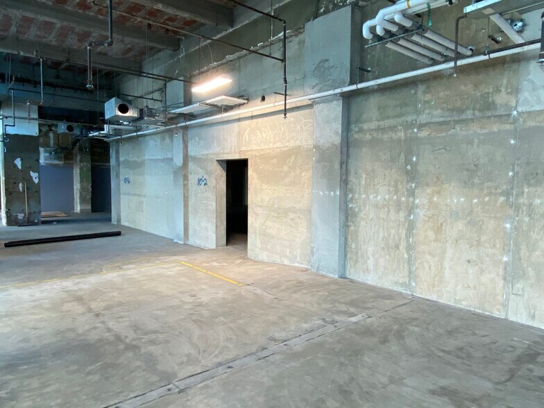 More Photos Of 311 S Spring St, Los Angeles Office For Lease