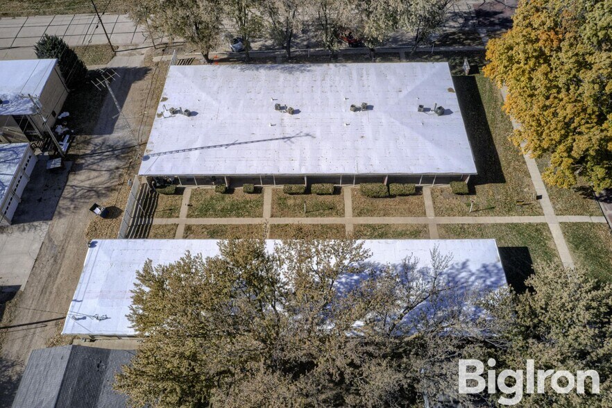 More Photos Of 130 S 5th St, Hebron Apartments For Sale