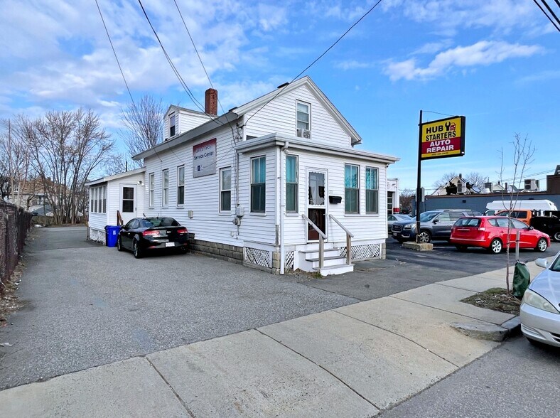 More Photos Of 170 Broadway, Malden Specialty For Sale