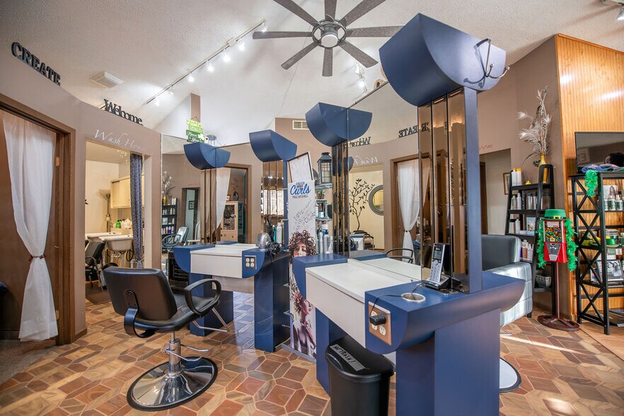 More Photos Of 411 W Canal St, Malvern General Retail For Sale