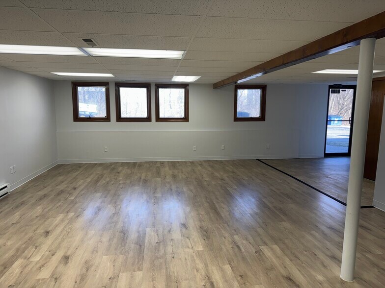 More Photos Of 7301 W Jefferson Blvd, Fort Wayne Office For Lease