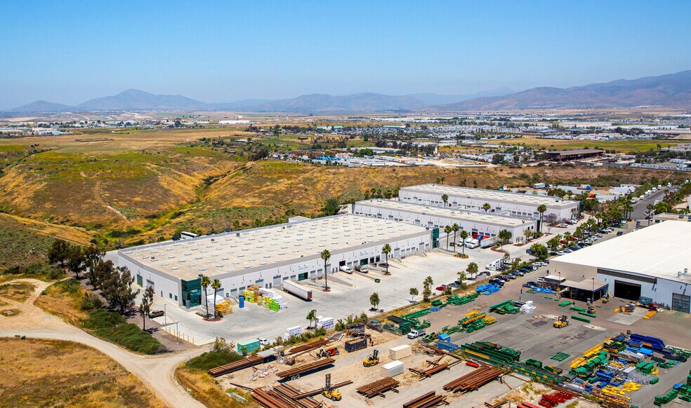 More Photos Of 6774 Calle De Linea, San Diego Unknown For Lease