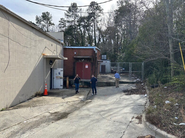 More Photos Of 894 Pierce Ave, Macon-Bibb Flex For Lease