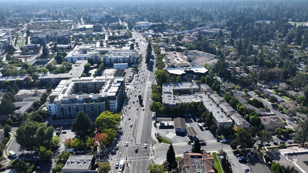 More Photos Of 4350 El Camino Real, Los Altos Service Station For Sale