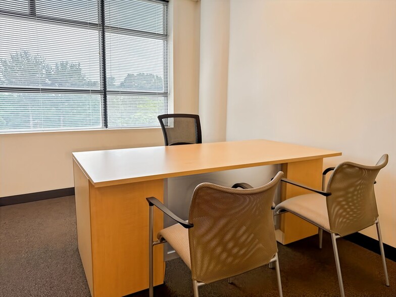 More Photos Of 7201 Wisconsin Ave, Bethesda Coworking Space