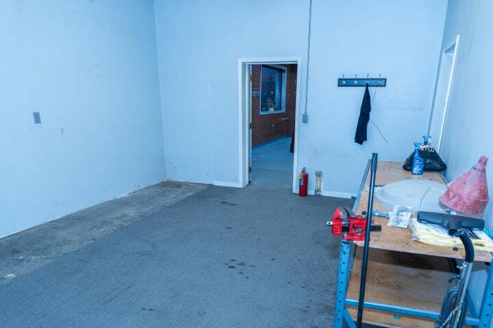 More Photos Of 13155 Trenton Rd, Southgate Freestanding For Sale