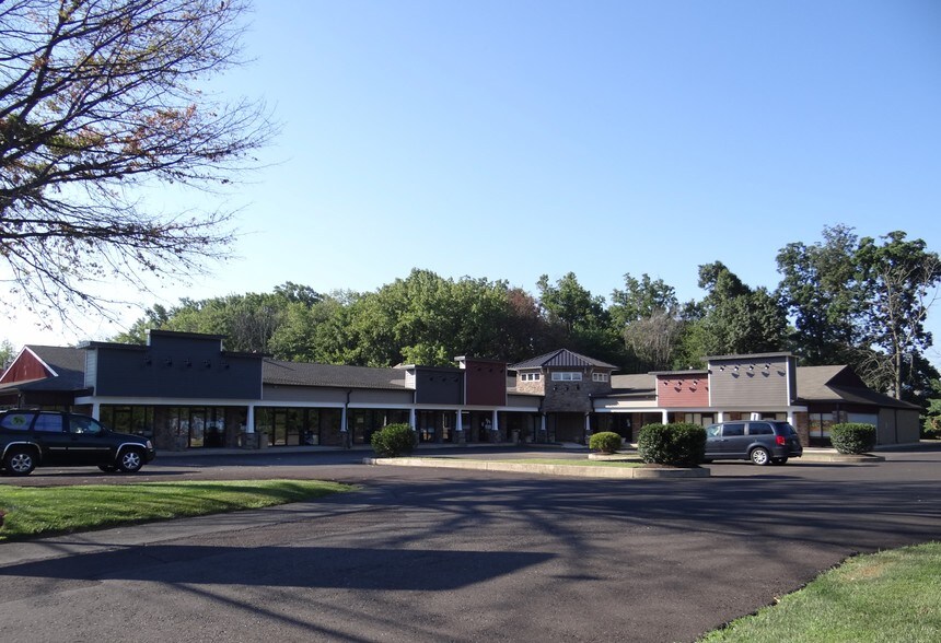 Primary Photo Of 319 W County Line Rd, Hatboro Storefront For Lease