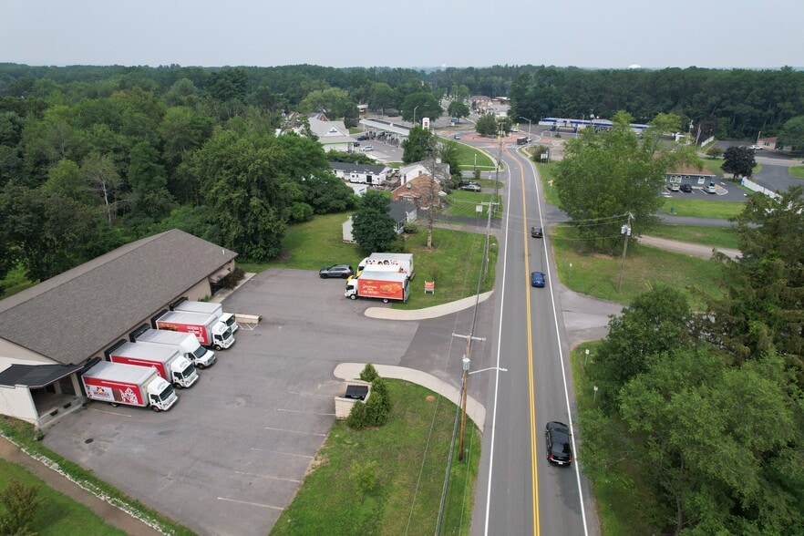 More Photos Of 3108 Carman Rd, Schenectady Distribution For Sale