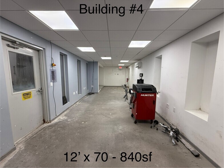 More Photos Of 333 Atlas Ave, Madison Warehouse For Lease