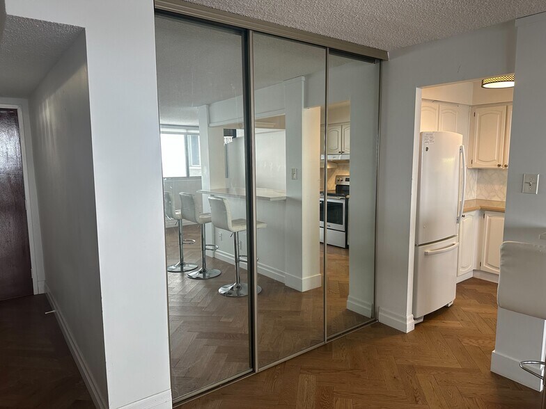 More Photos Of 375 King St N, Waterloo Apartments For Sale