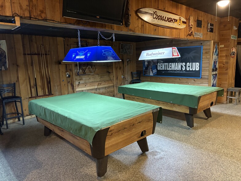 More Photos Of 1704 E Hwy 70, Kingston Bar For Sale