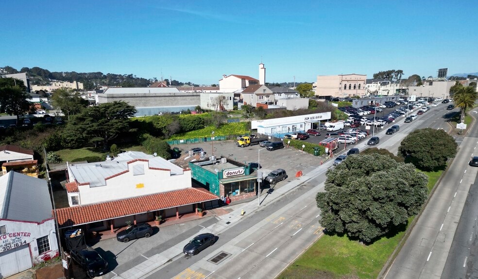 Primary Photo Of 7440 El Camino Real St, Daly City Restaurant For Lease