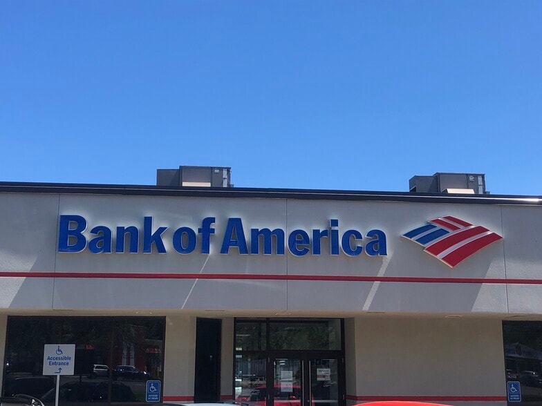 More Photos Of 7608 Oswego Rd, Liverpool Unknown For Lease