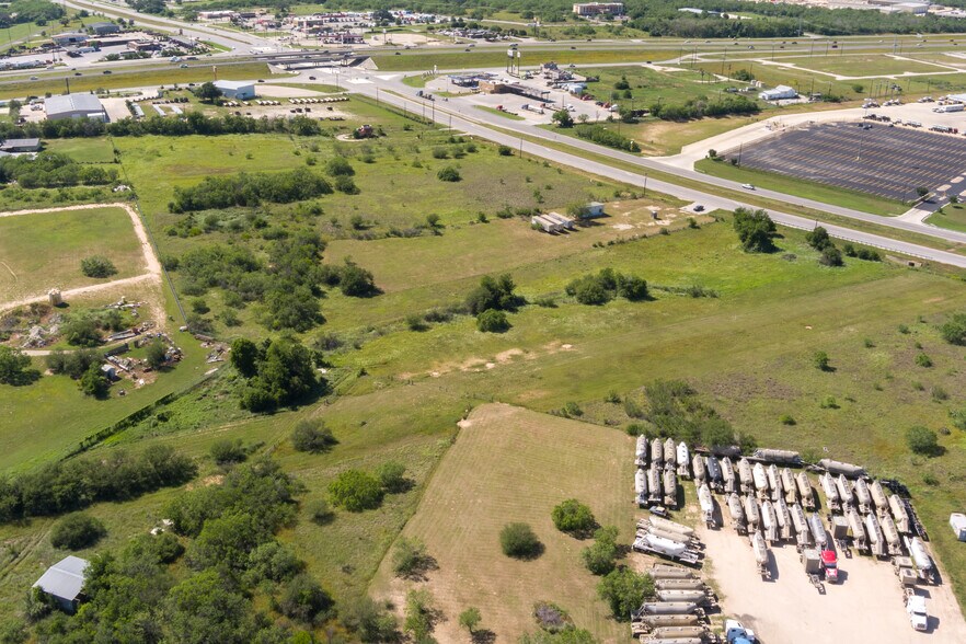 More Photos Of 4390 E Loop 1604, Elmendorf Land For Sale