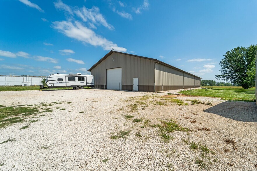More Photos Of 2456 170th St, Fort Dodge Specialty For Sale