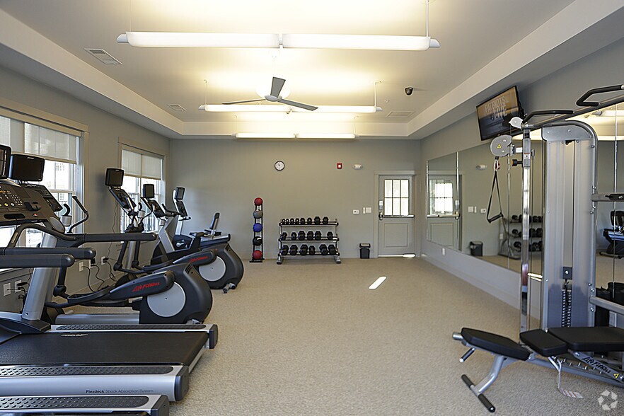 More Photos Of 4 Berry St, North Andover Apartments For Lease