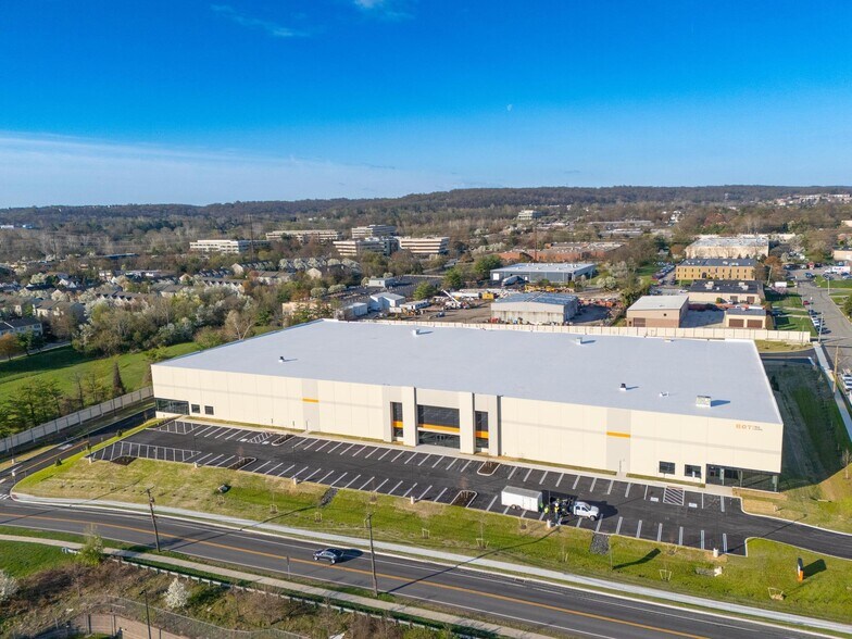 More Photos Of 555 Flint Hill Rd, King Of Prussia Distribution For Lease