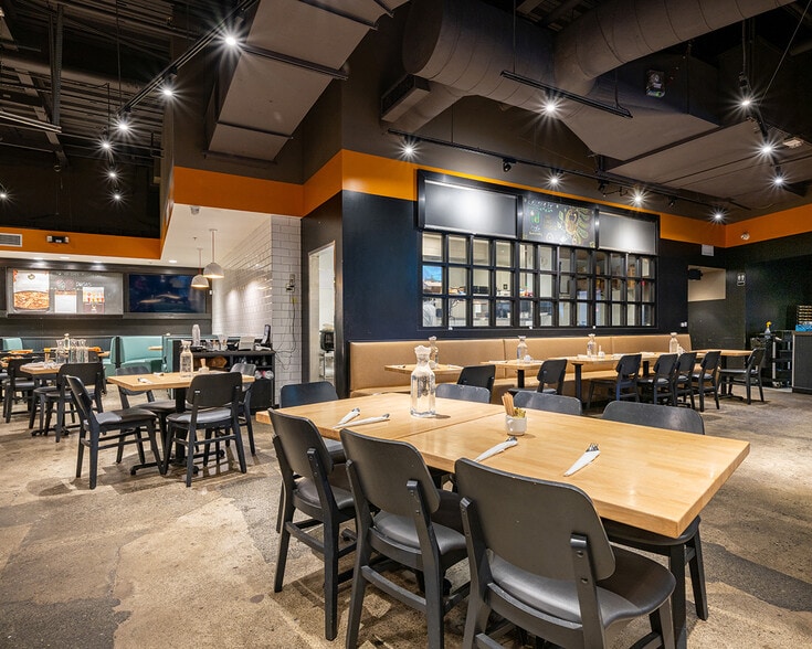 More Photos Of 1-2700 Stoneridge Mall Rd, Pleasanton General Retail For Lease