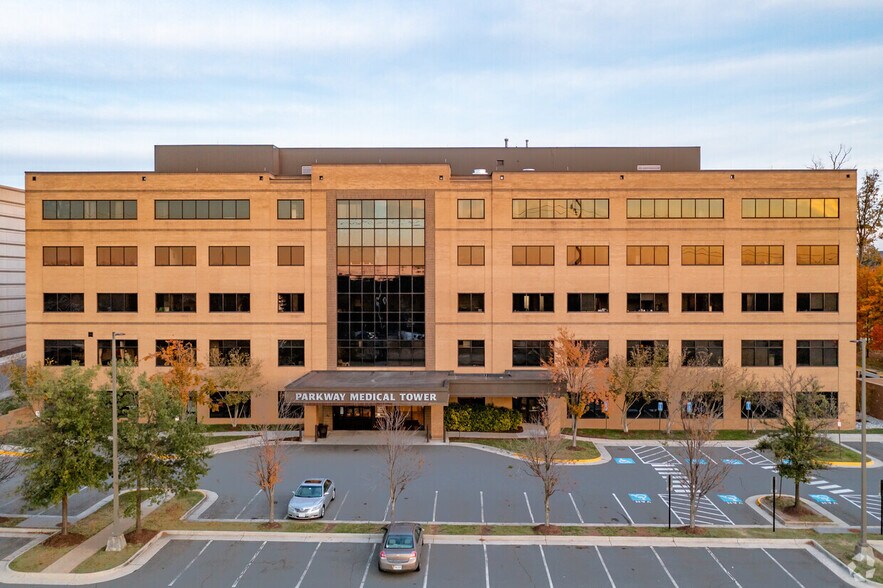 More Photos Of 1860 Town Center Dr, Reston Medical For Sale
